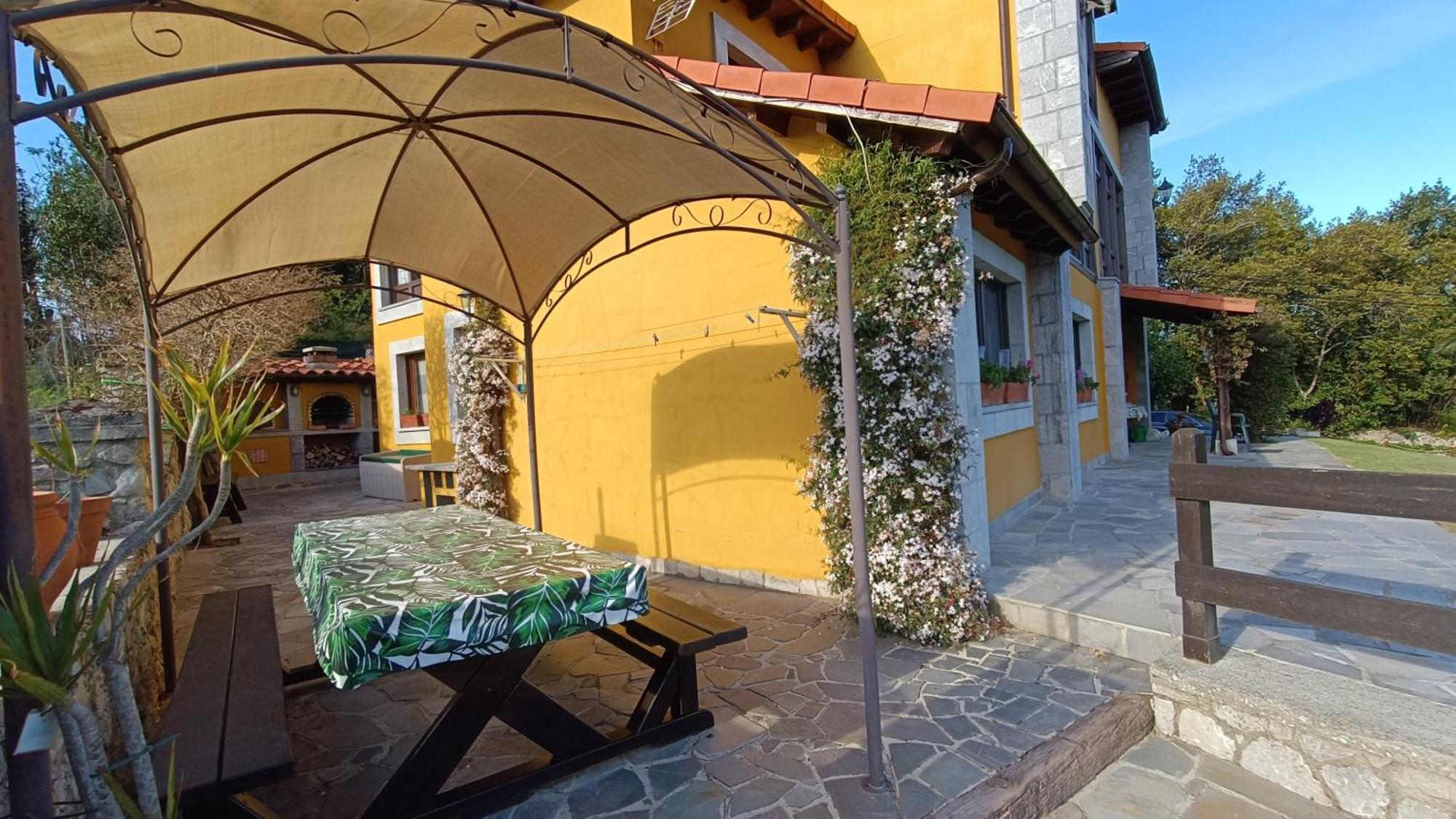 El Corral Del Acebo Guest House Нуева де Лянес Екстериор снимка